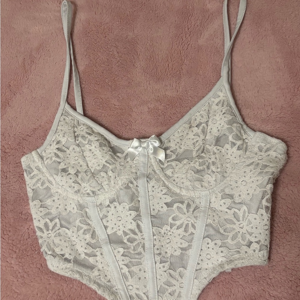 SHEIN White Floral Lace Bustier Camisole with Satin Bow Accent